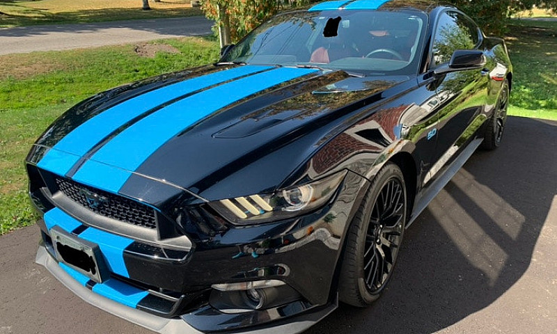 Ford Mustang Gt Prem...