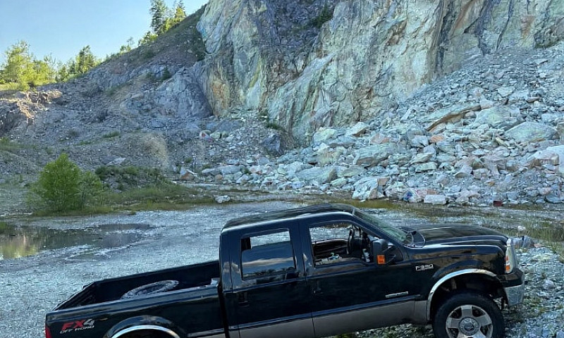 04 F350 6.0 Lariet...