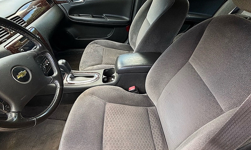 2013 Chev Impala Lt...