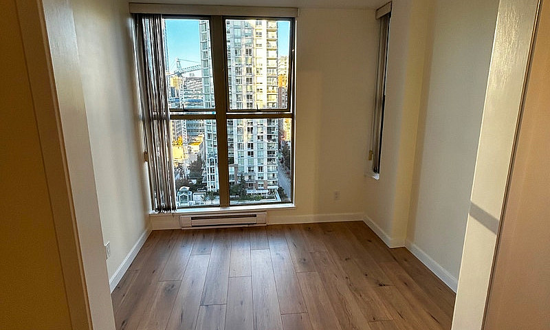 One Bedroom And Den ...