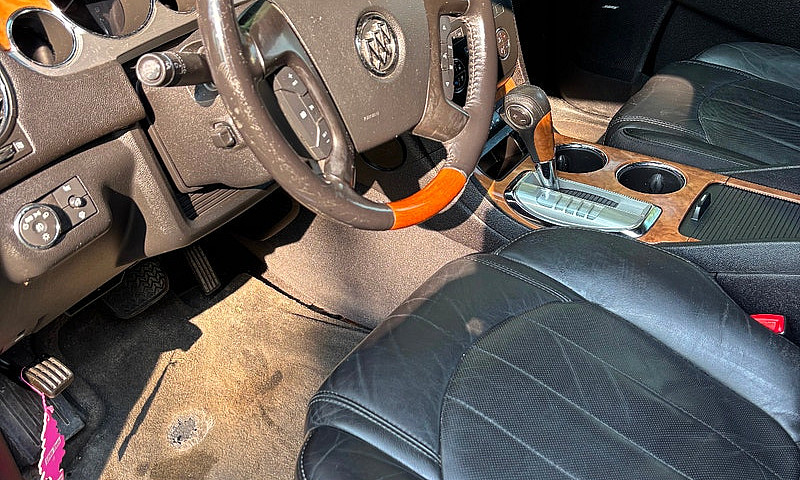 2008 Buick Enclave...