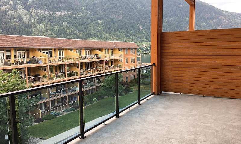 Benchmark Condo In L...