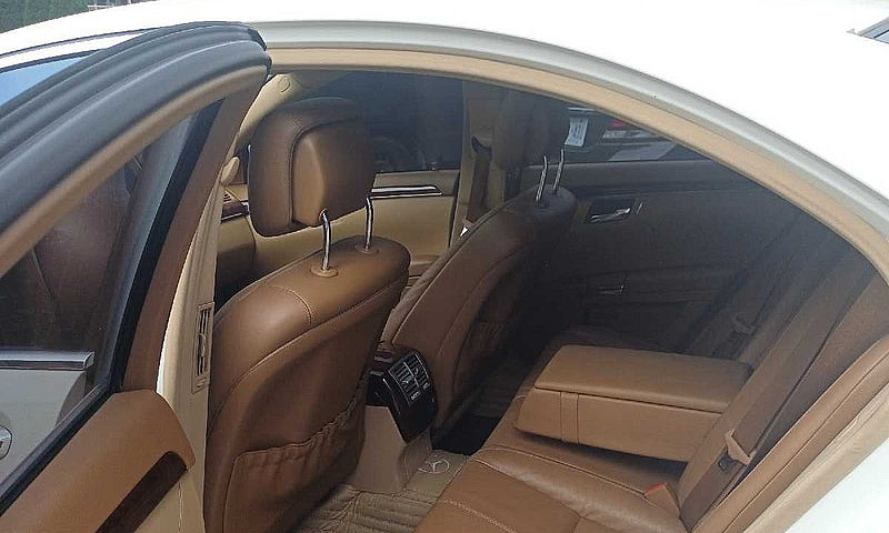 Mercedes S450...