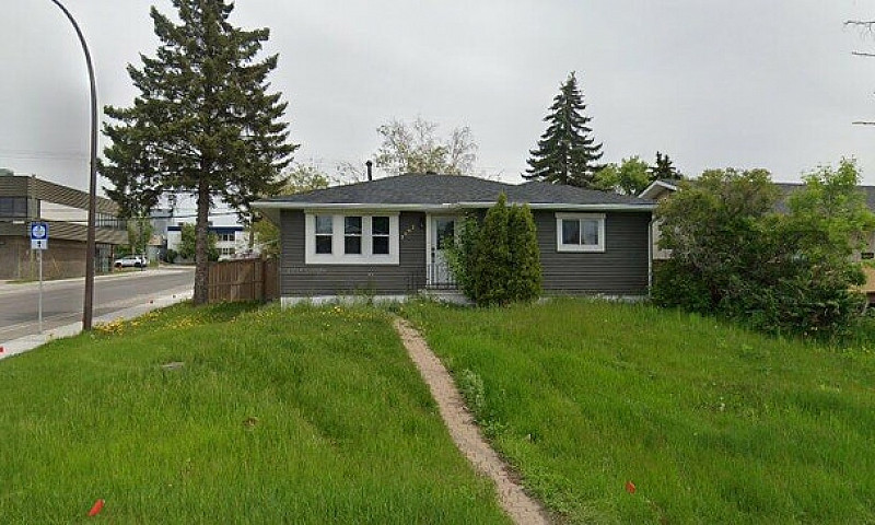 3-Bedroom Main Floor...