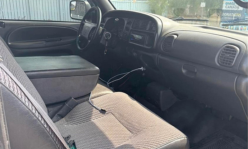 2001 Dodge Ram 2500...