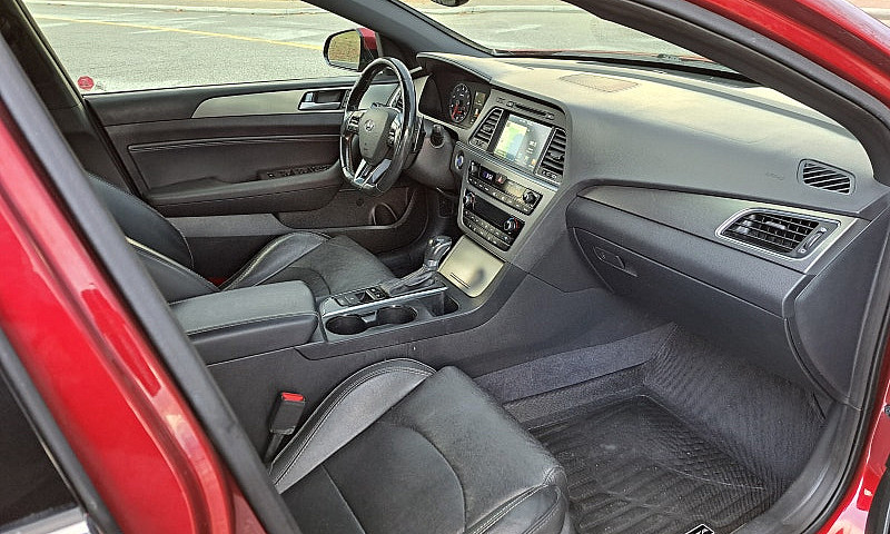 Hyundai Sonata 2.0Lt...