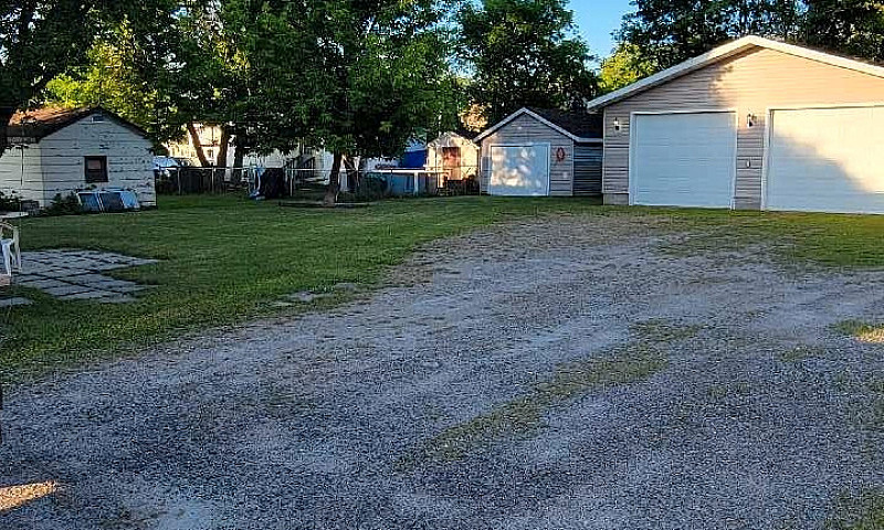 4 Bedroom 2.5 Bathro...