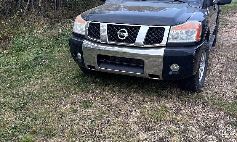 Nissan Titan ...