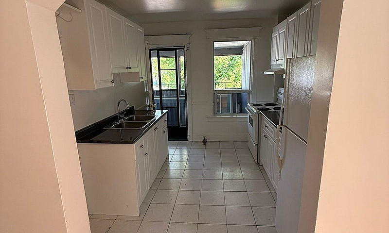Two Bedroom Appartme...