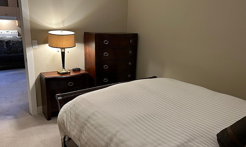 Spacious 1,000 Sq Ft...