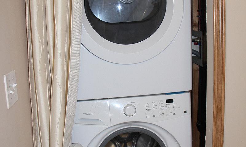 1 Bedroom Walkout Ba...
