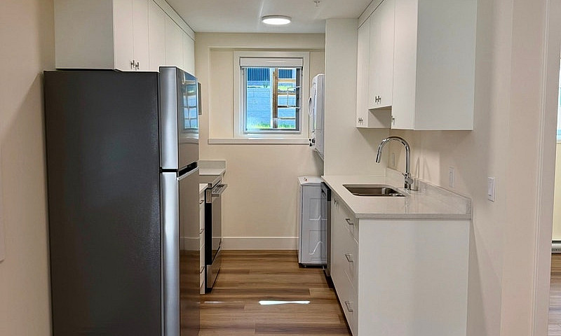 2 Bed 1 Bath Legal S...