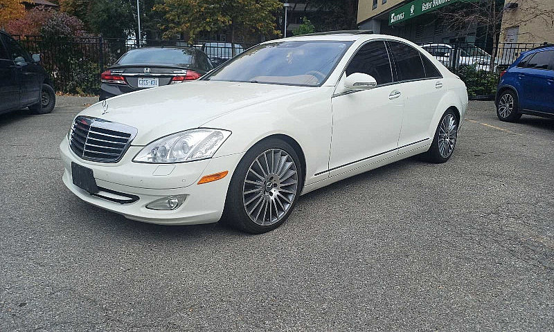 Mercedes S450...
