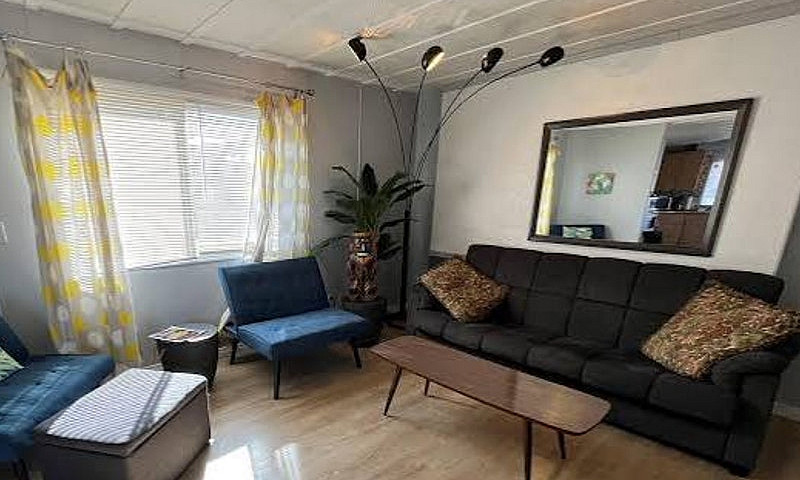 Fully Furnished 3 Be...