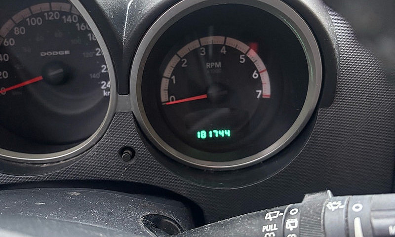 2009 Dodge Nitro...