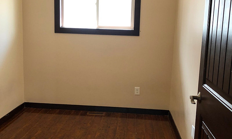 3-Bedroom Main Floor...