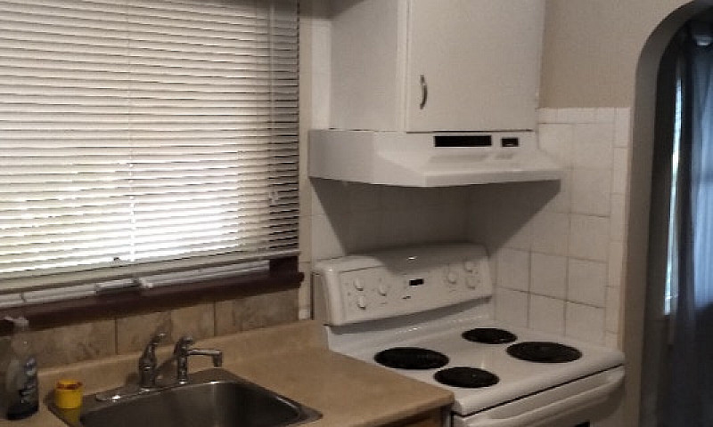 Cozy 1 Bedroom Plus ...