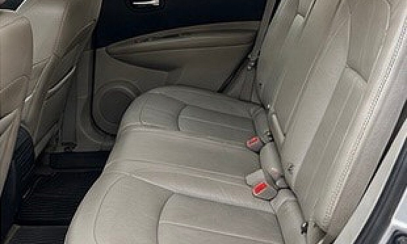 2013 Nissan Rogue...