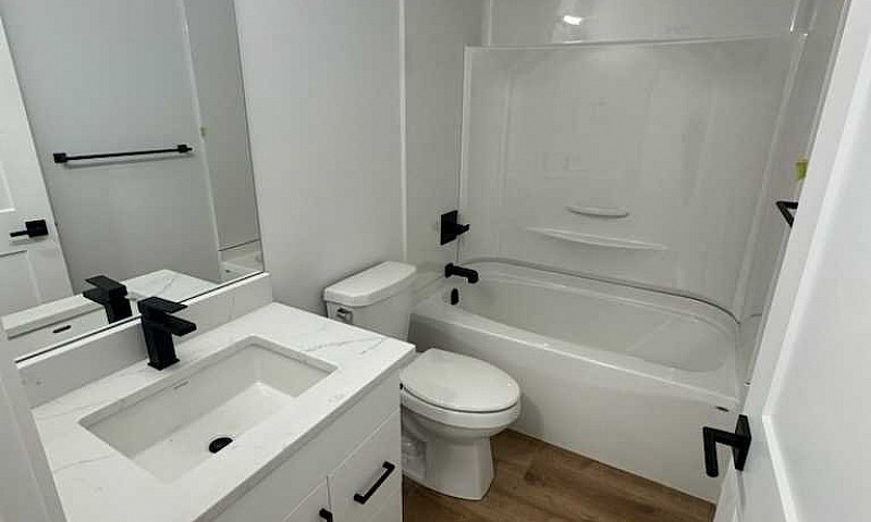 Brand New 2 Bedroom ...