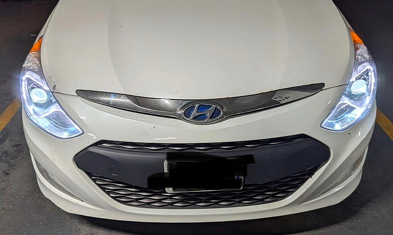 Hyundai Sonata Hybri...