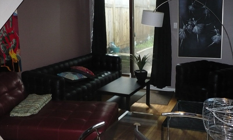 $1800-Large 1 Bedroo...