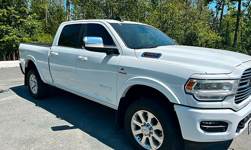 2022 Ram 3500 Crew C...