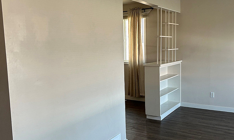 2 Bedroom Unit 5 Min...