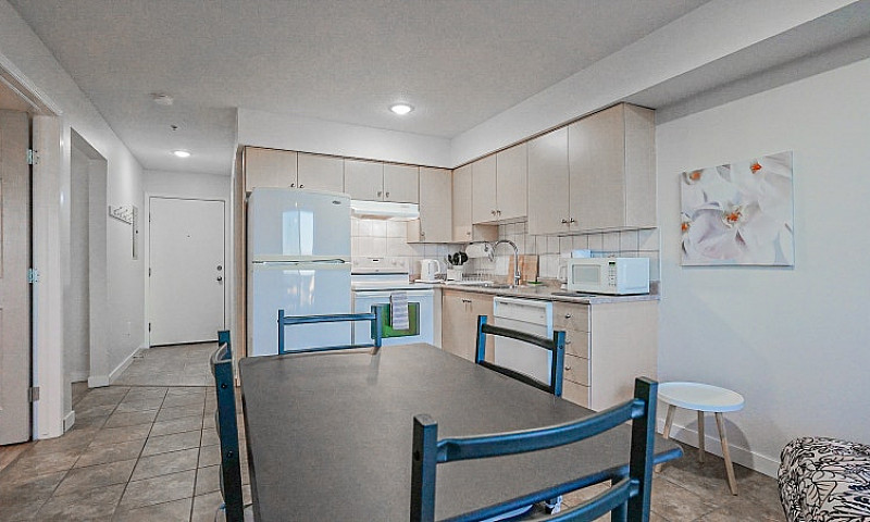 1 Bedroom+Condo For ...