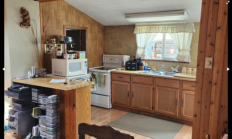 Home/Cottage For Sal...