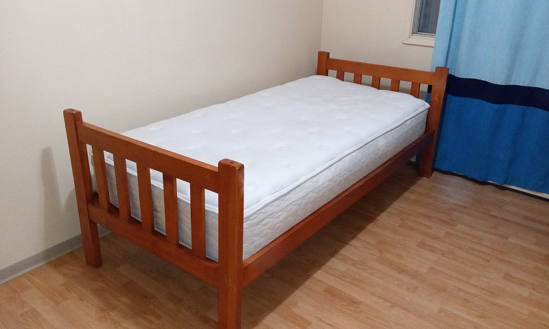 Bach, 1 Bdrm And 2 B...