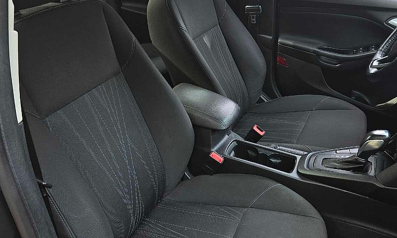 2015 Ford Focus ...