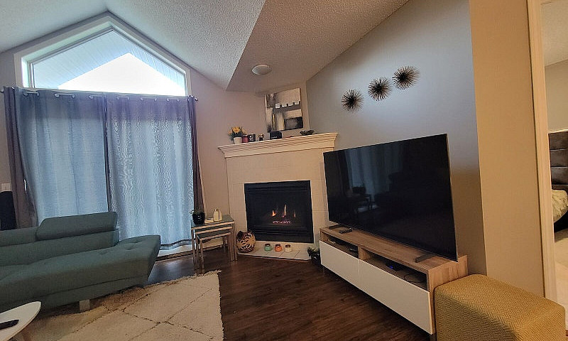 2 Bed 2 Bath Condo I...