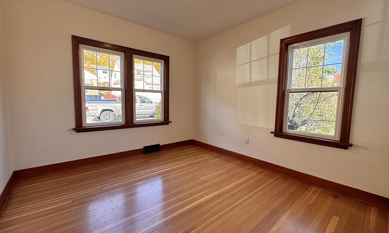2 Bedroom 1 Bath Hom...