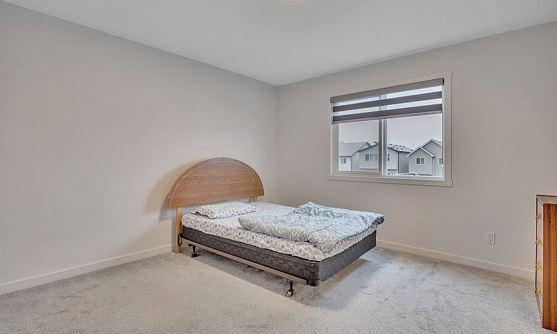  Newly Built 3.5 Bed...