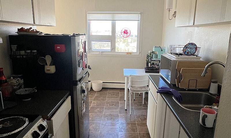 2B1B Unit Near Uofc ...