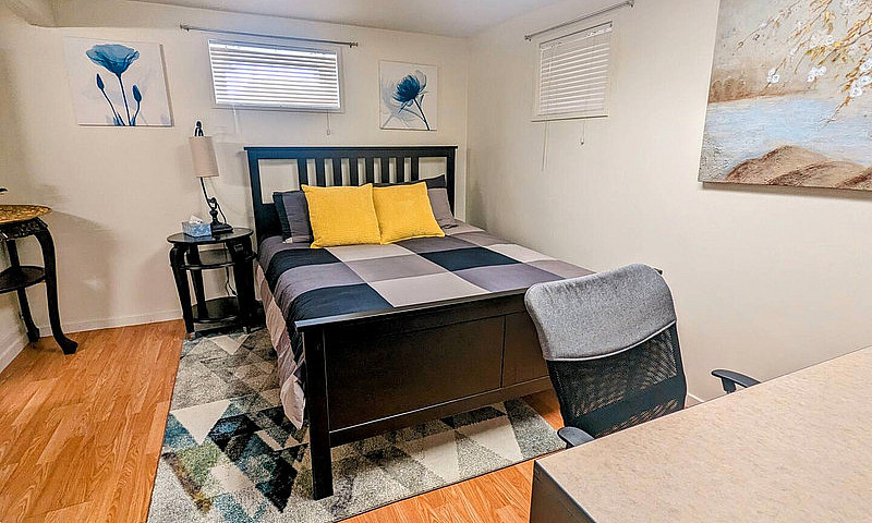  Furnished 1-Bed Pri...