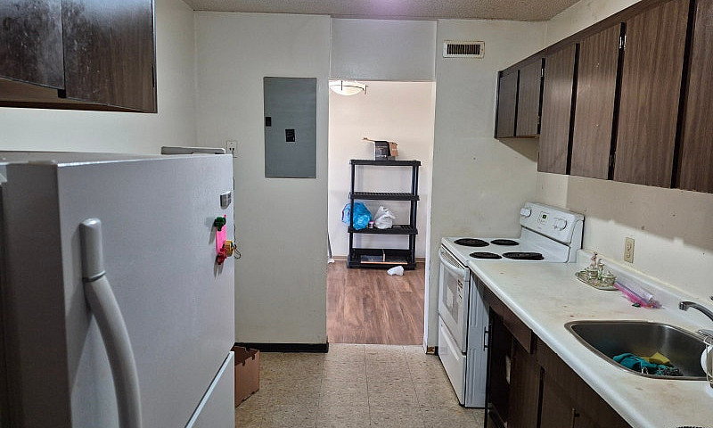 $1088, 2 Bedroom Apa...
