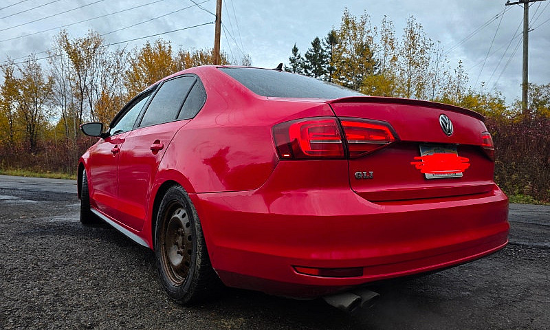 2015 Volkswagen Jett...