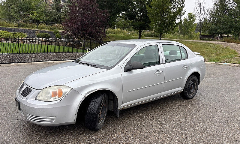 2005 Pontiac Pursuit...