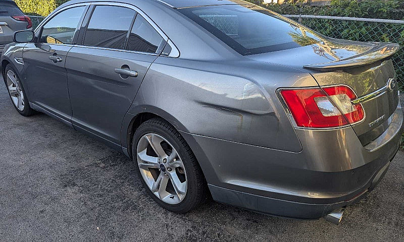 Ford Taurus Sho...