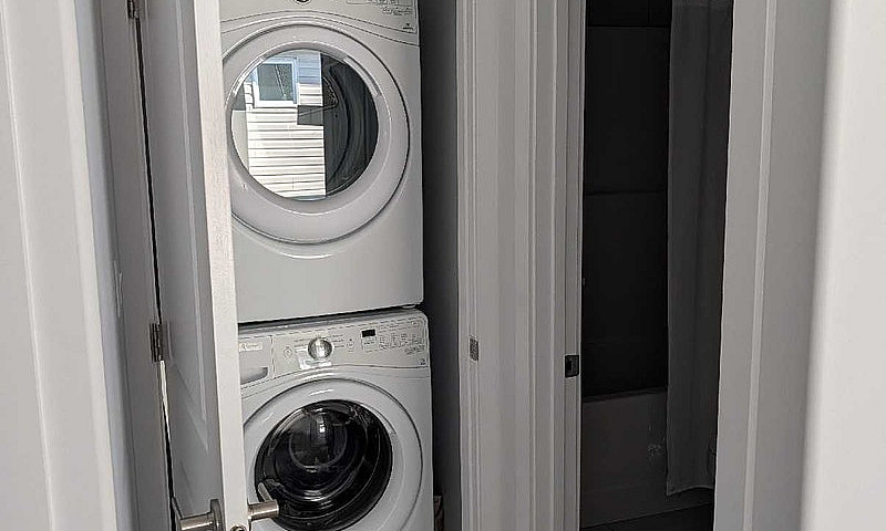 Room For Rent New Ho...
