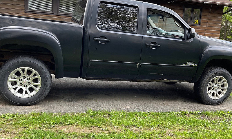 2008 Sierra Crew Cab...