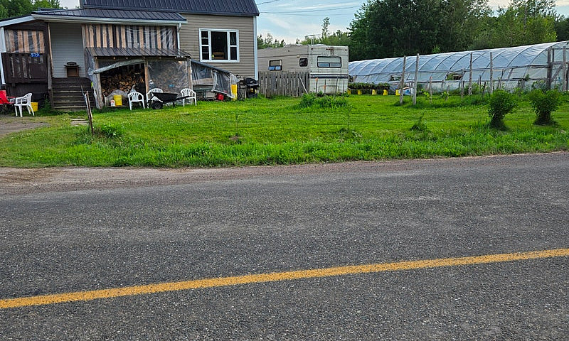 Hause For Sale By Ow...