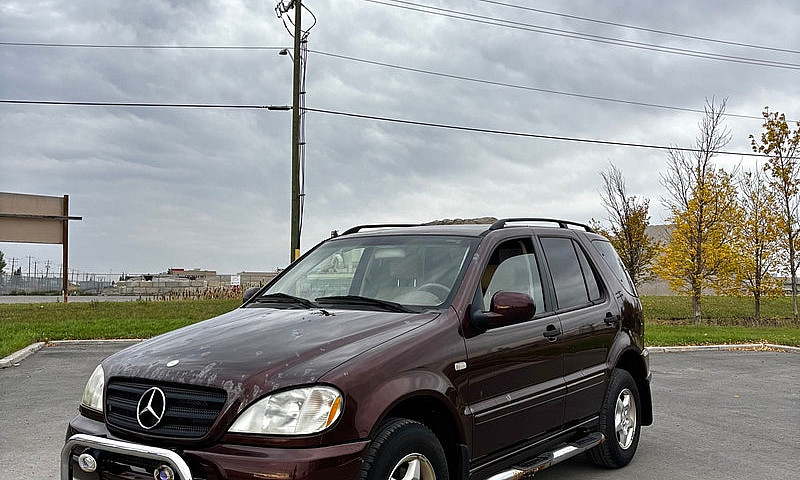 2000 Mercedes Ml 320...