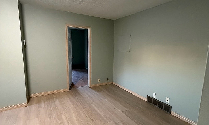 2 Beds 1 Bath - Hous...