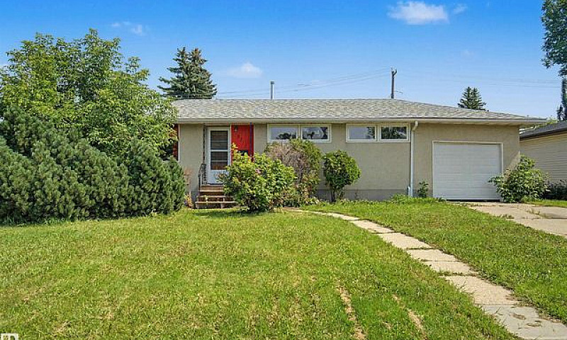 3 Beds 1 Bath House...