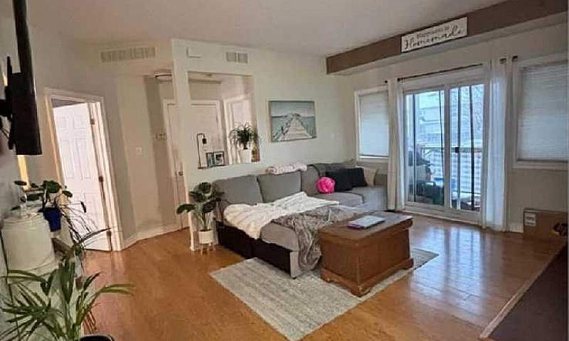 Rare Barrhaven 2 Bed...