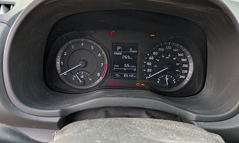 2021 Hyundai Kona Es...