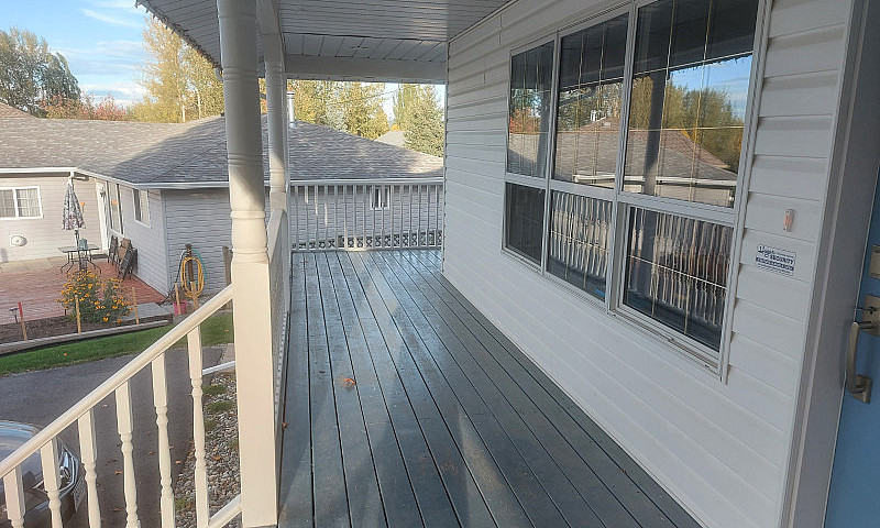 Bright 3 Bedroom For...