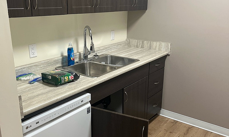  St. Lawrence Apartm...
